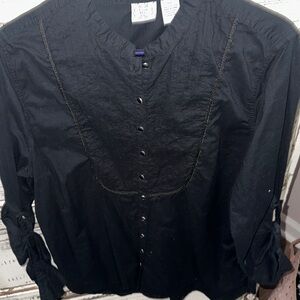 NWOT essential DCC black button down long sleeve with button pleaded size p XL